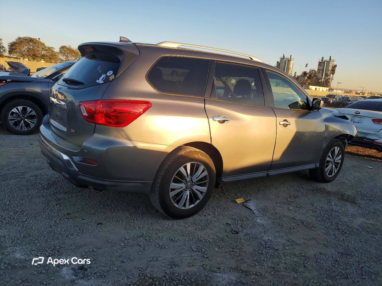 Nissan Pathfinder 2019