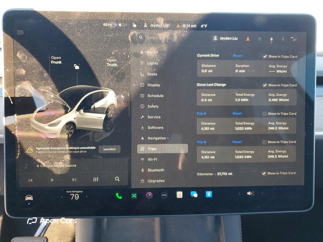 Tesla Model Y 2023