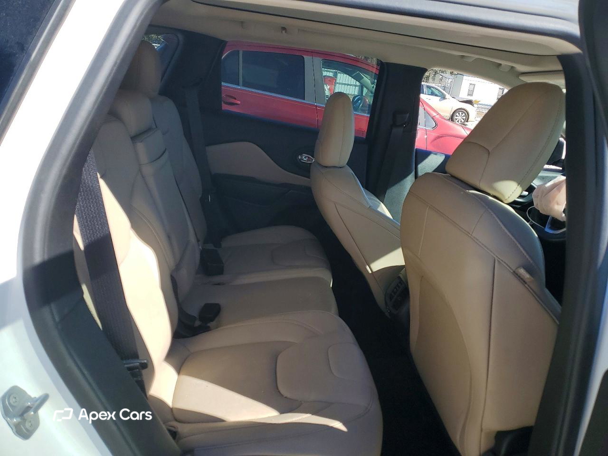 Jeep Cherokee 2016