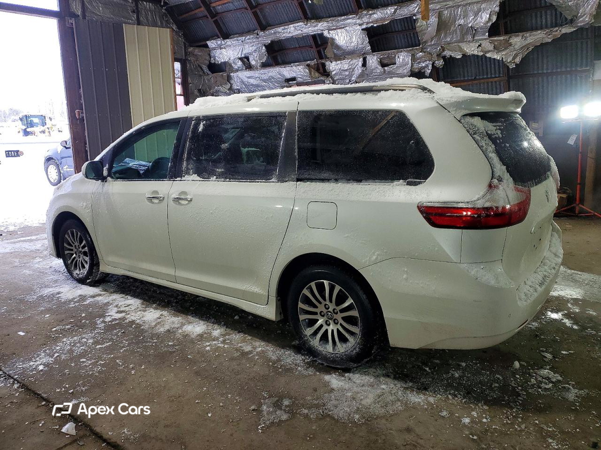 Toyota Sienna 2018