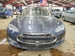 Tesla Model S 2015
