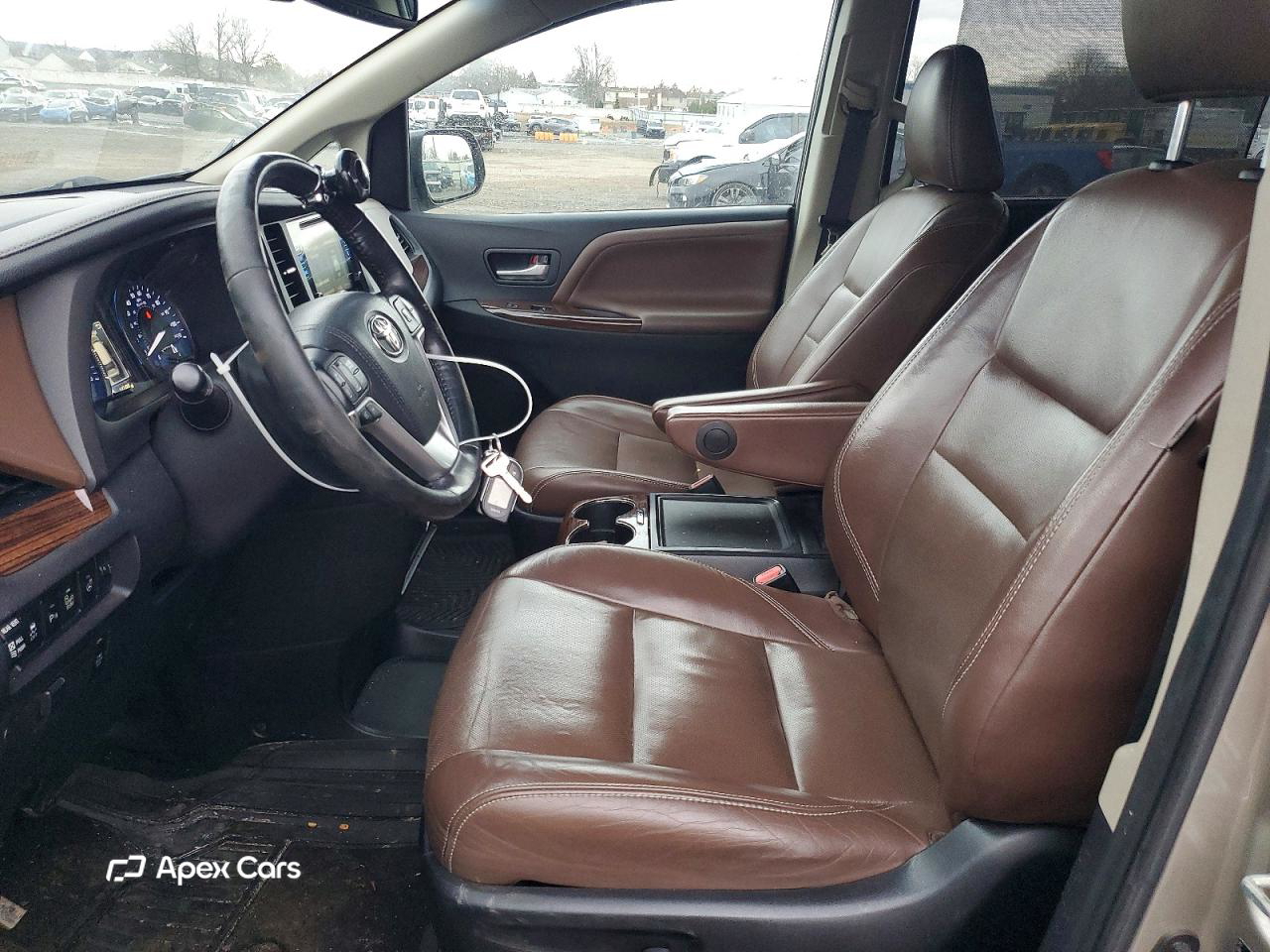 Toyota Sienna 2015
