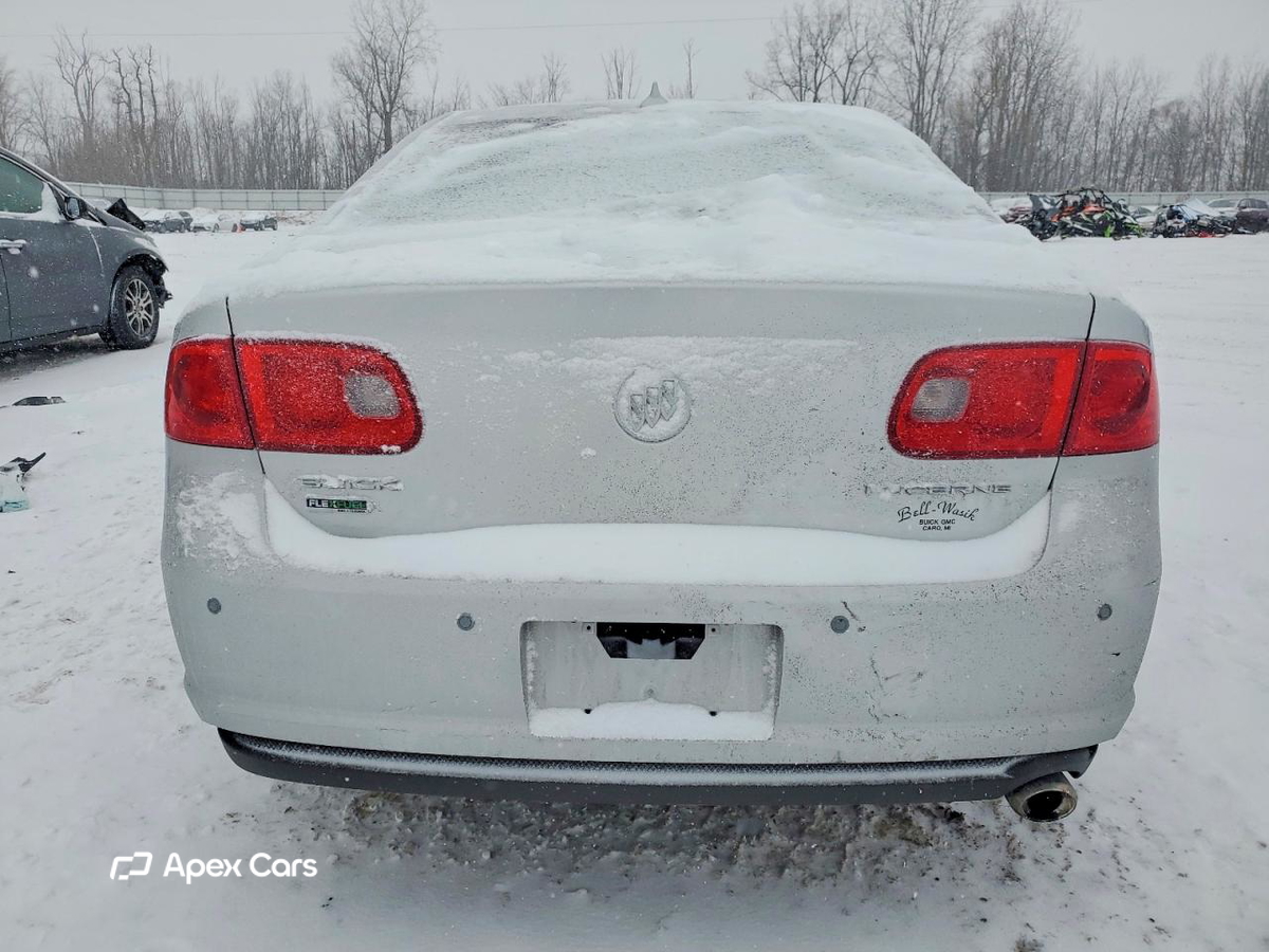 Buick Lucerne 2010