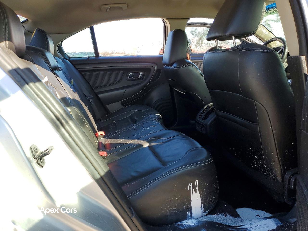 Ford Taurus 2010