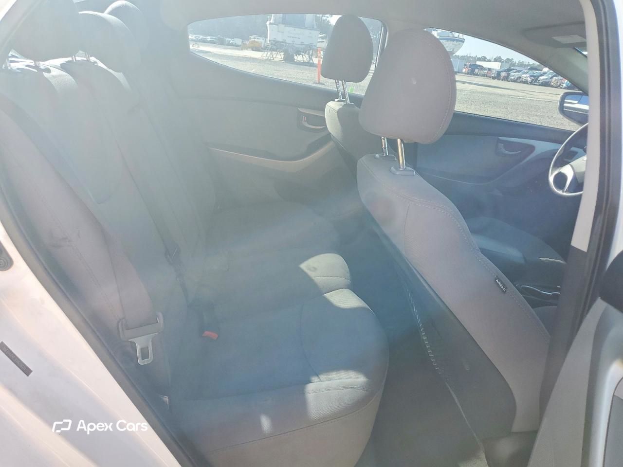 Hyundai Elantra 2015