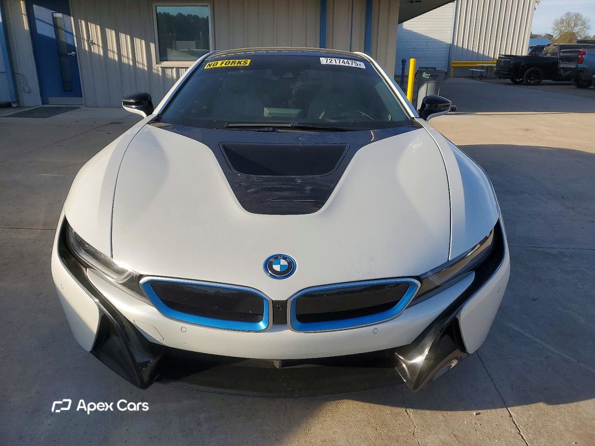 BMW i8 2015