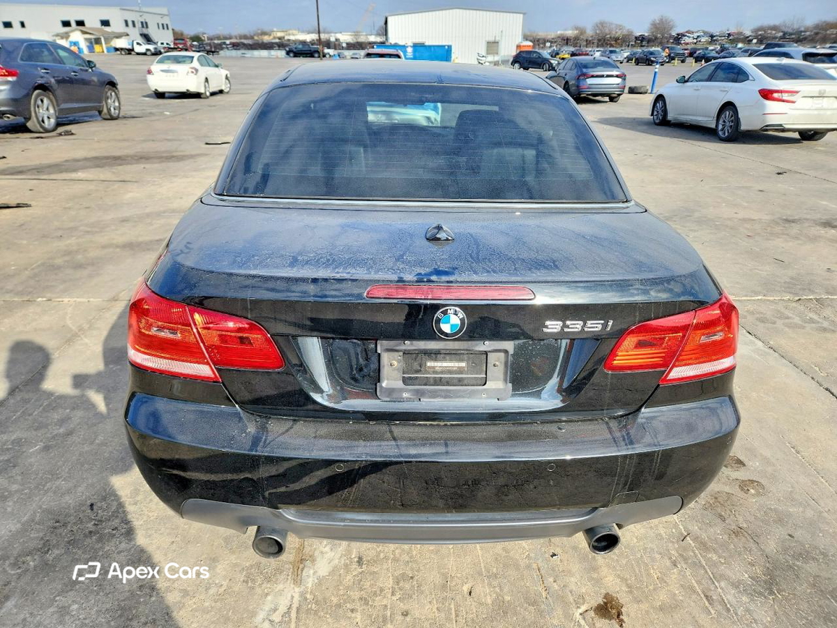BMW Series 3 2010