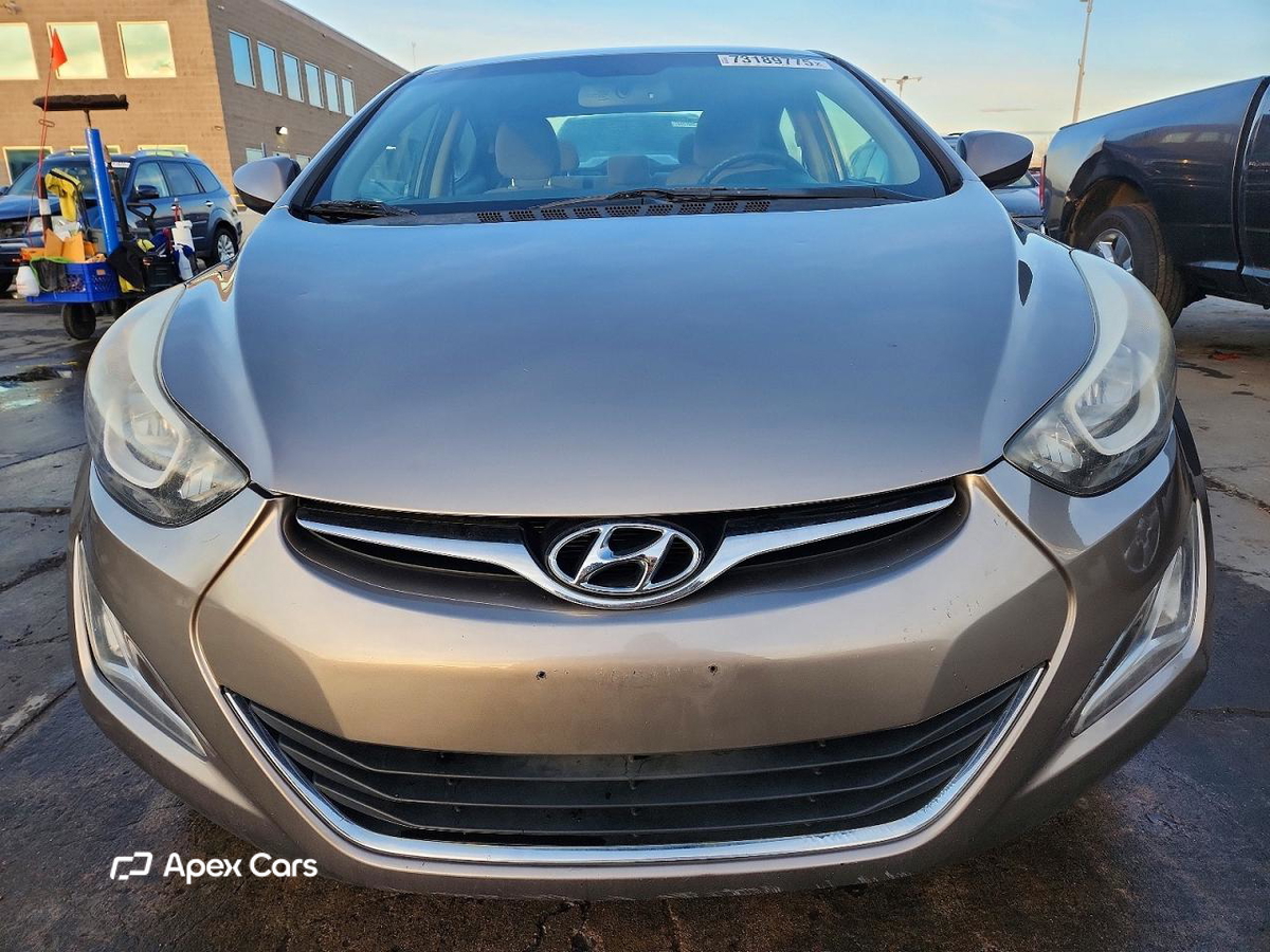Hyundai Elantra 2016