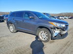 Toyota Highlander 2016