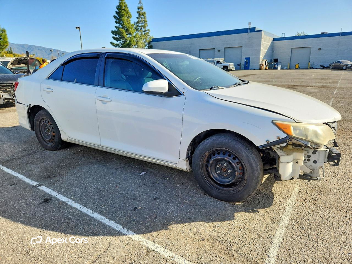 Toyota Camry 2012