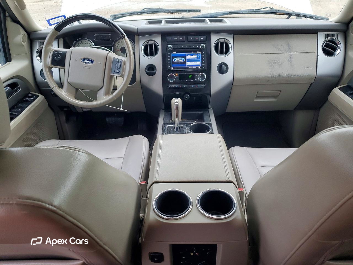 Ford Expedition 2011