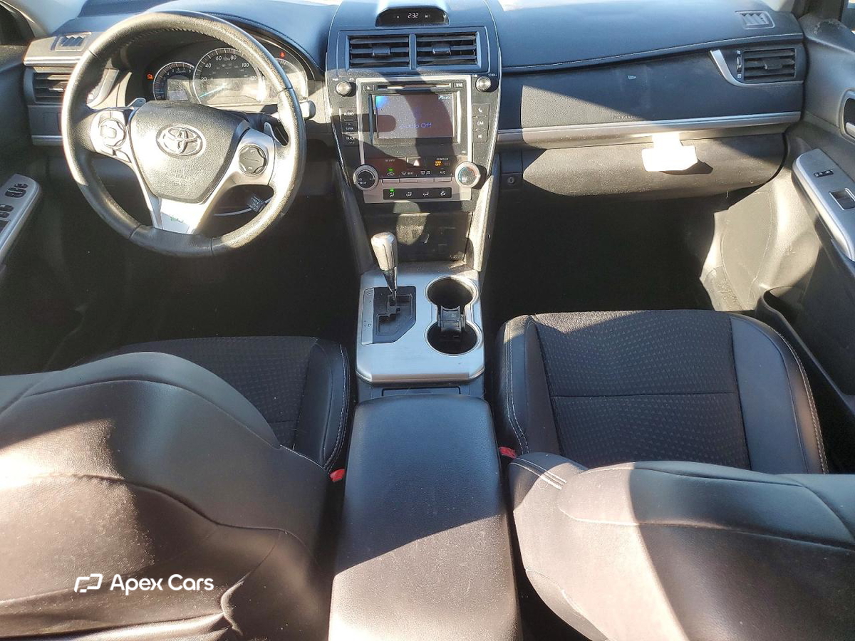 Toyota Camry 2012