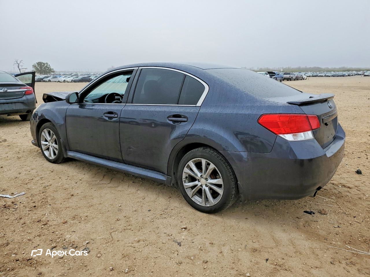 Subaru Legacy 2013