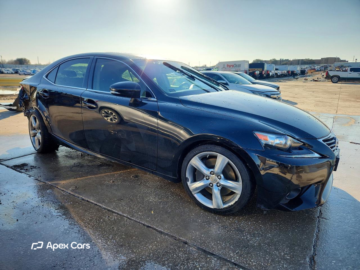 Lexus IS 2015