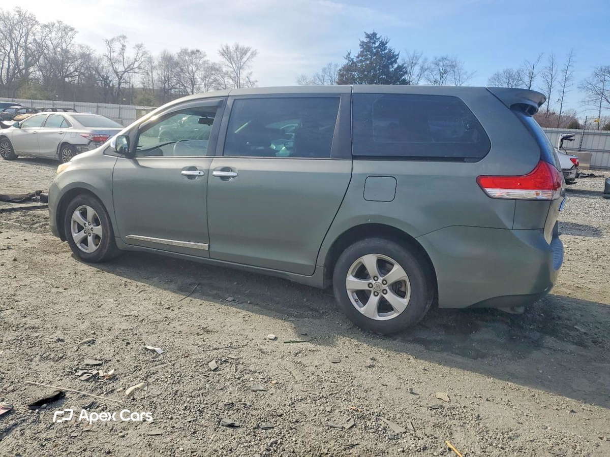 Toyota Sienna 2011
