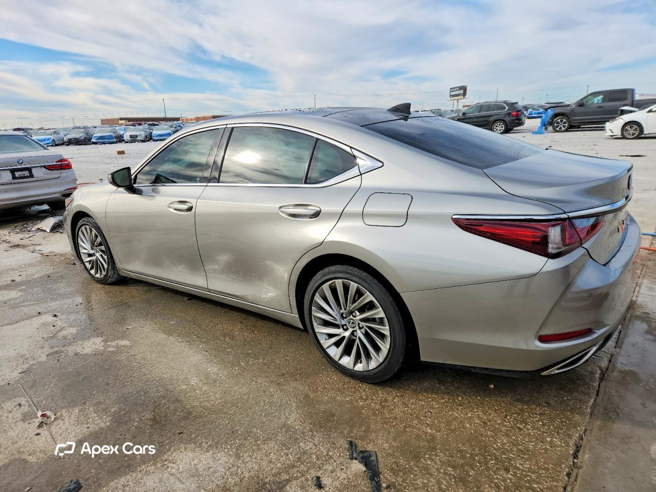 Lexus ES 2021