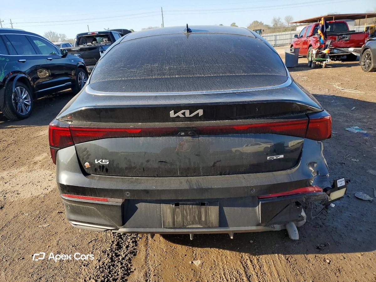 Kia K5 2025