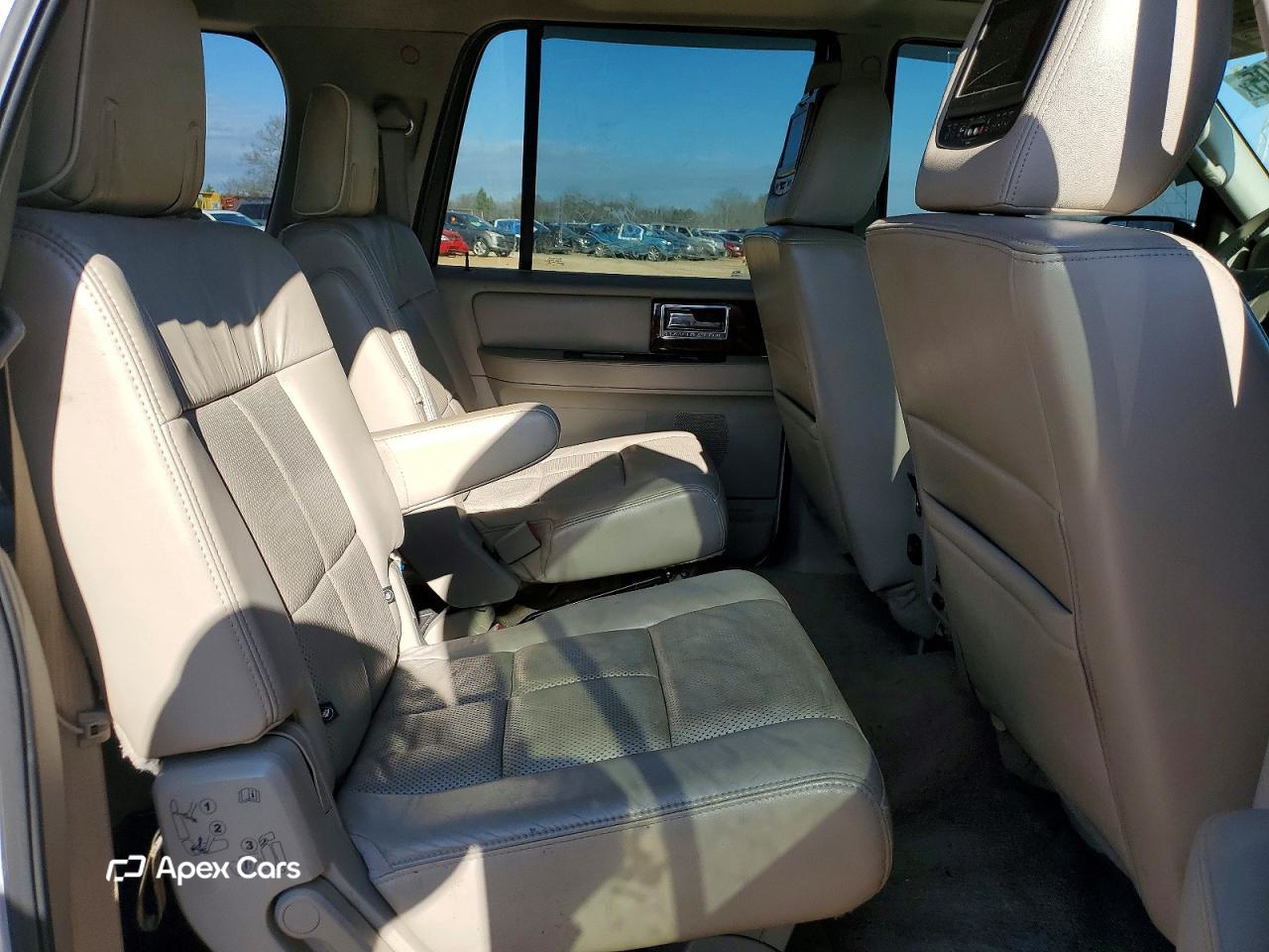 Lincoln Navigator 2012