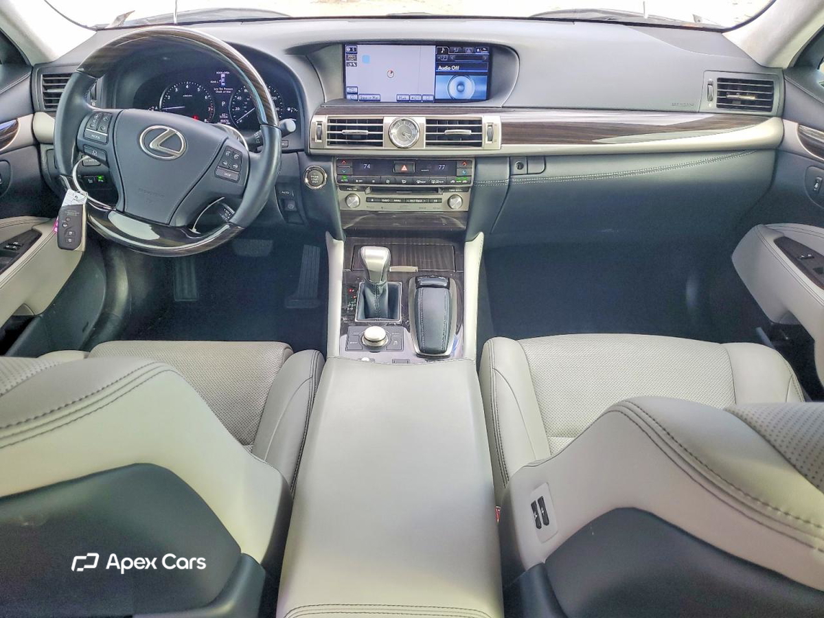 Lexus LS 2013