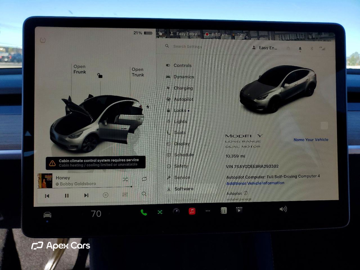 Tesla Model Y 2024