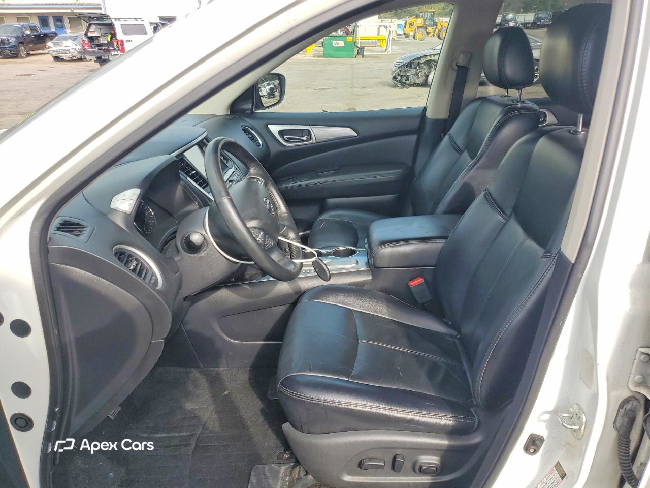 Nissan Pathfinder 2019