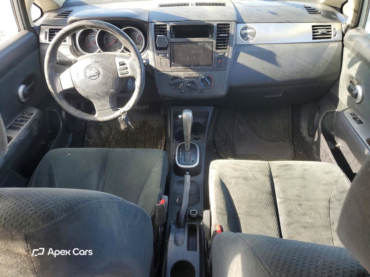 Nissan Versa 2012
