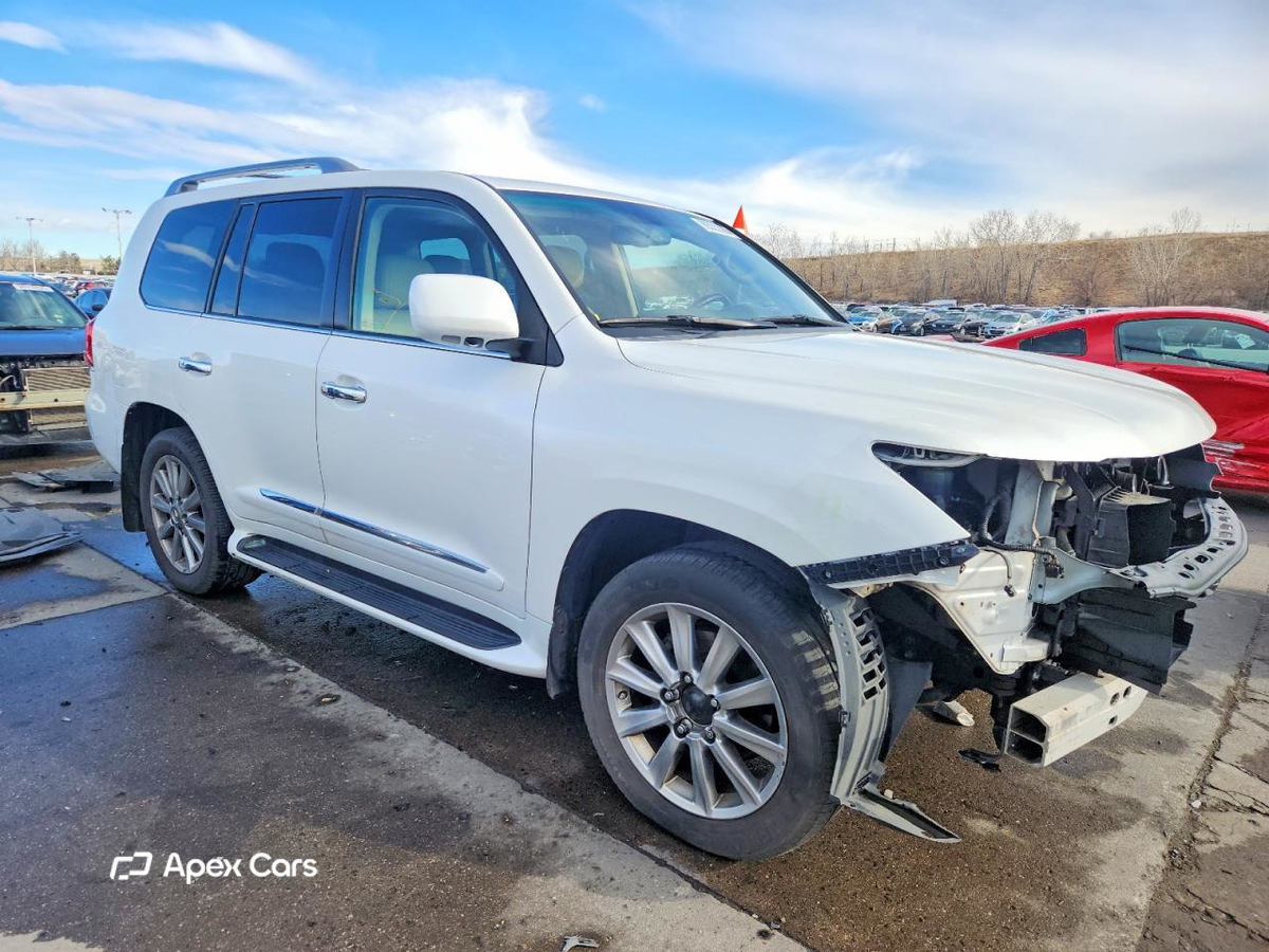 Lexus LX 2010