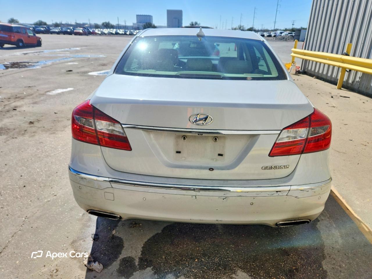 Hyundai Genesis 2013