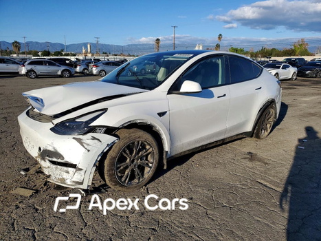 Tesla Model Y 2024 - Image 1 of 14