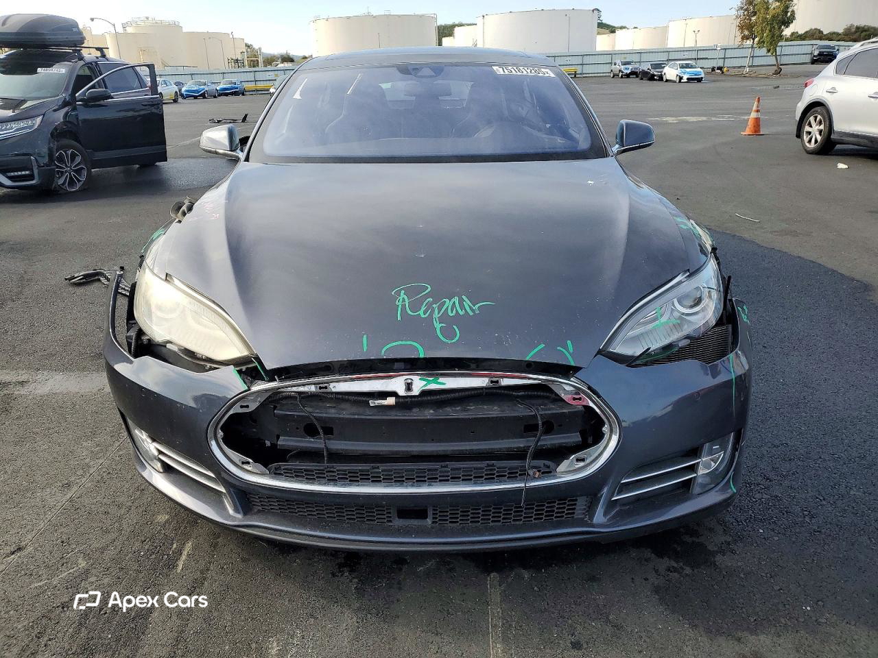 Tesla Model S 2016