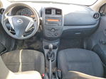 Nissan Versa 2015