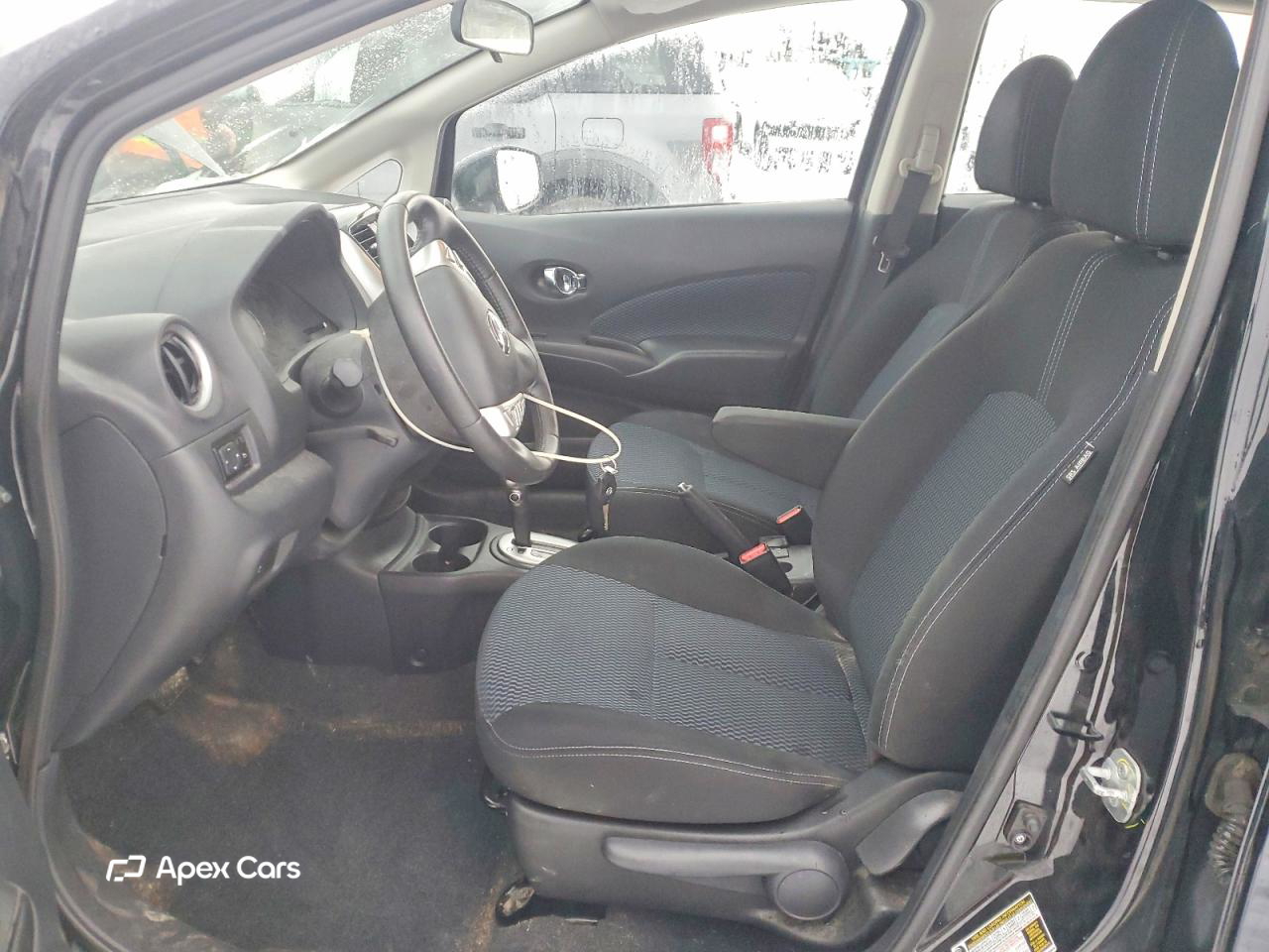 Nissan Versa 2015