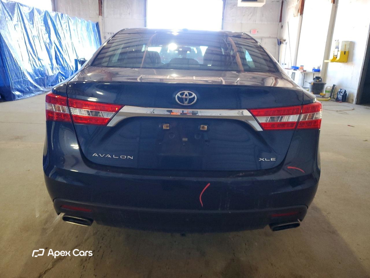 Toyota Avalon 2015