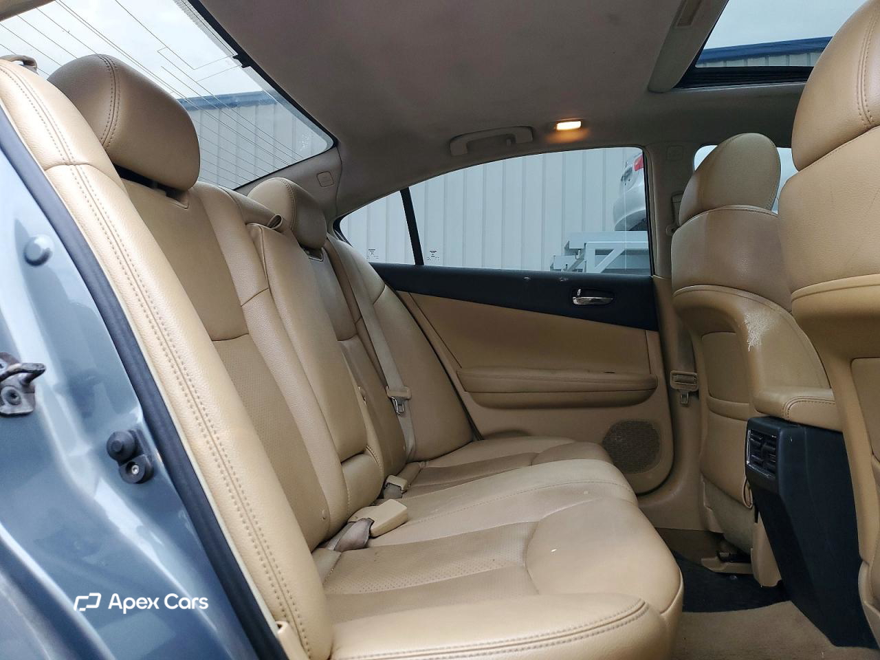 Nissan Maxima 2010