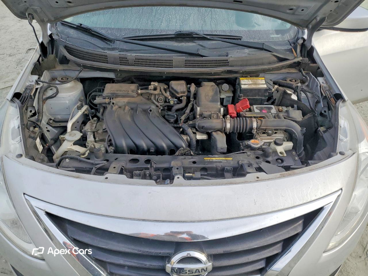 Nissan Versa 2016