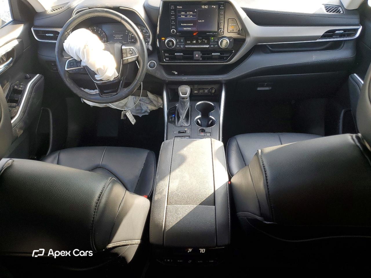 Toyota Highlander 2021