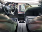 Tesla Model S 2015