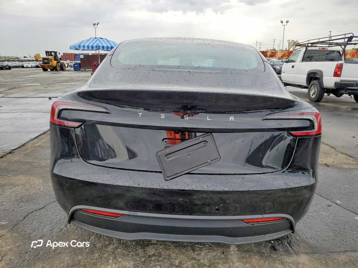 Tesla Model 3 2025