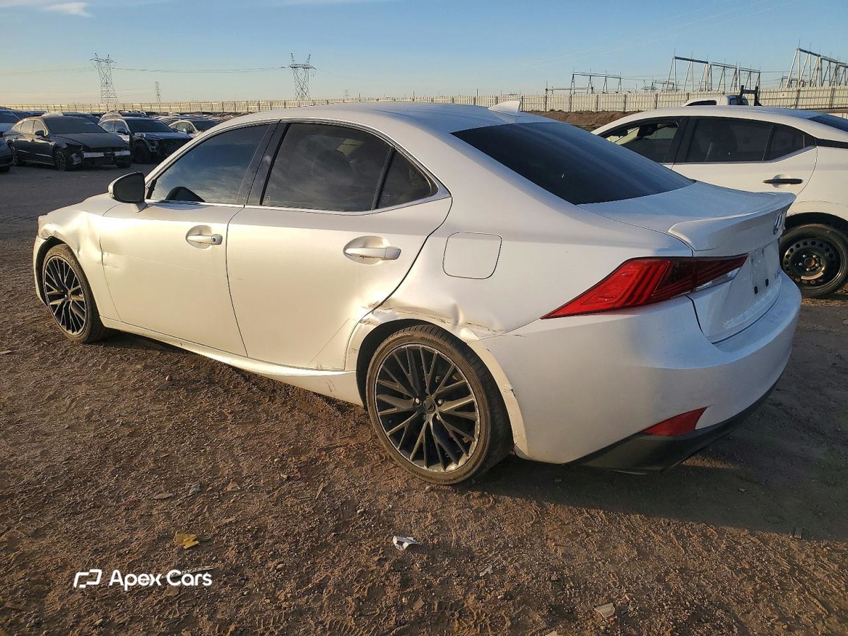 Lexus IS 2017