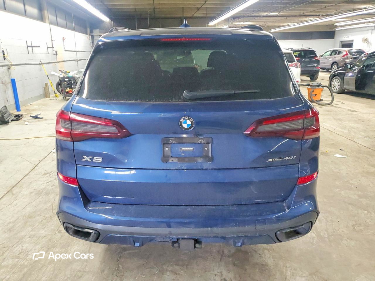 BMW X5 2022