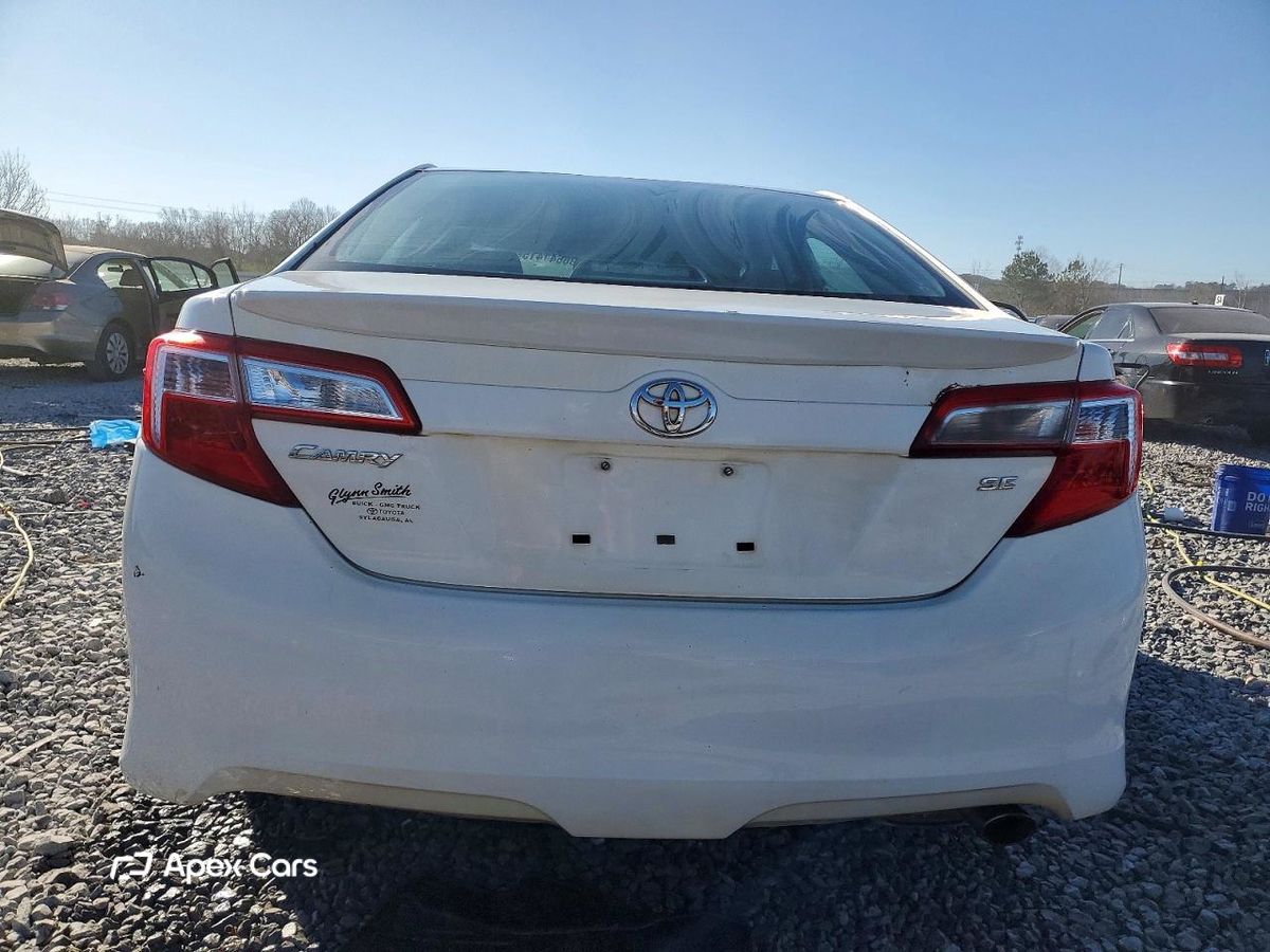 Toyota Camry 2012