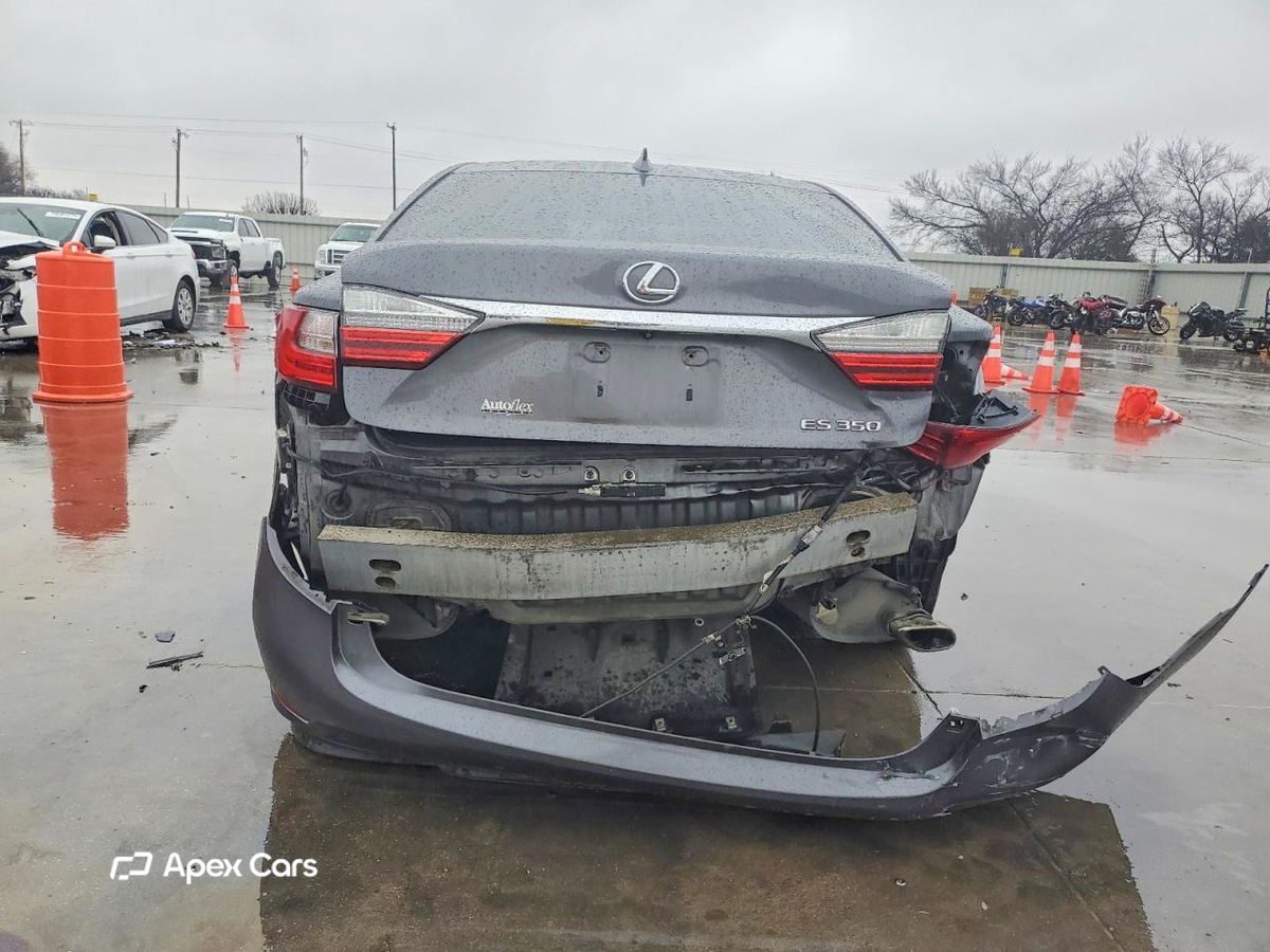 Lexus ES 2016