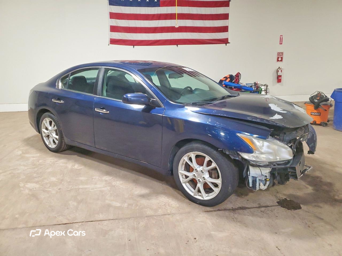 Nissan Maxima 2013
