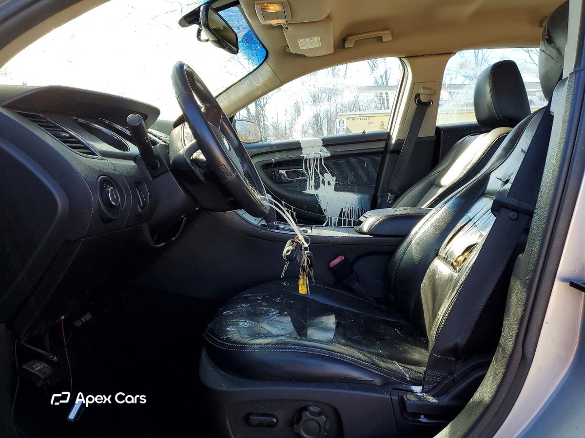 Ford Taurus 2010