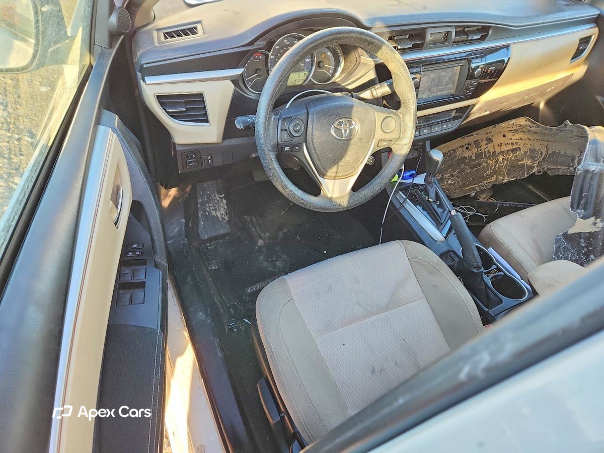 Toyota Corolla 2015