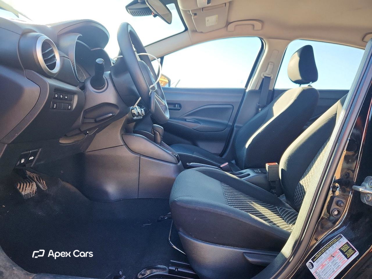 Nissan Versa 2021