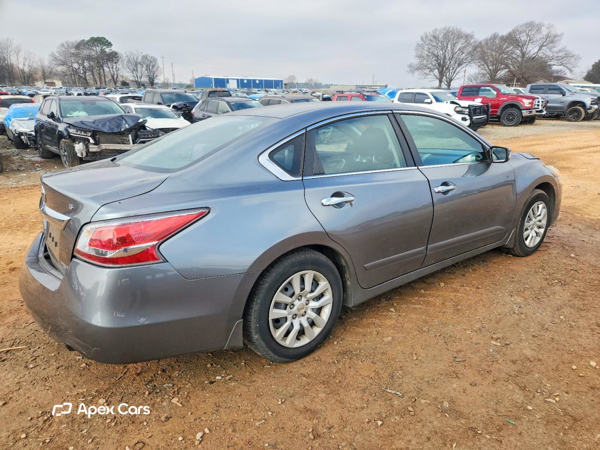 Nissan Altima 2015