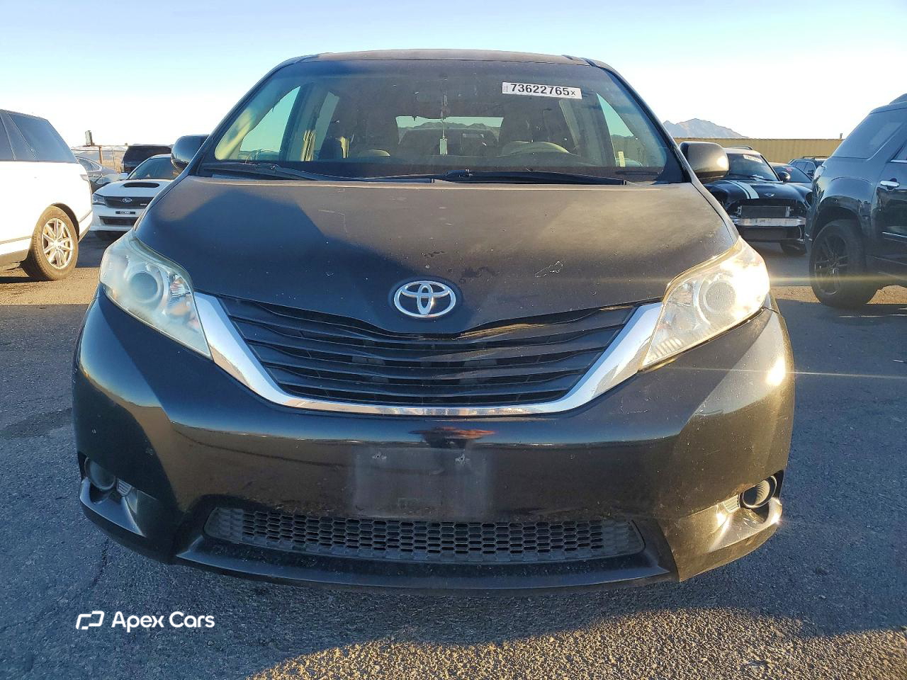 Toyota Sienna 2013