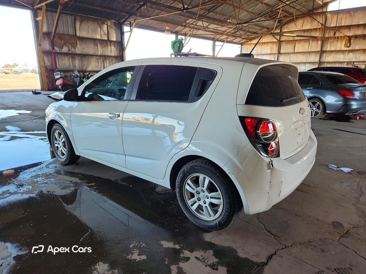 Chevrolet Sonic 2015