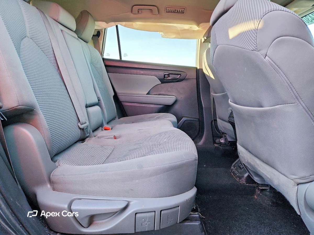 Toyota Highlander 2021
